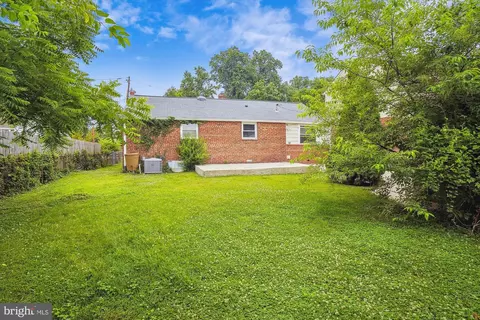 2912 Weisman Rd, Silver Spring, MD 20902 photo 7