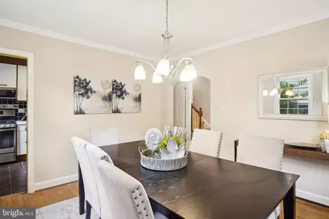 424 Greenbrier Dr, Silver Spring, MD 20910 photo 15
