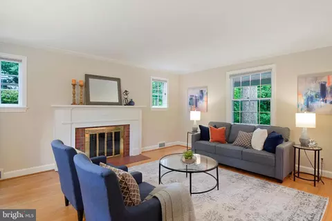 424 Greenbrier Dr, Silver Spring, MD 20910 photo 8