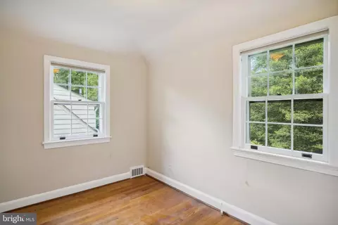 424 Greenbrier Dr, Silver Spring, MD 20910 photo 25