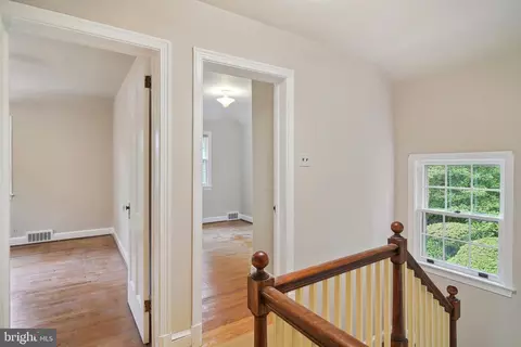 424 Greenbrier Dr, Silver Spring, MD 20910 photo 19