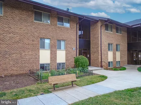 18722 Walkers Choice Rd #2, Montgomery Village, MD 20886