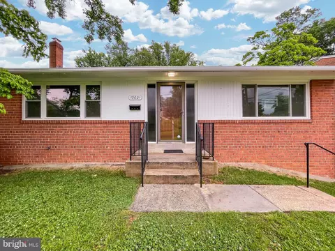 13021 Bluhill Rd, Silver Spring, MD 20906