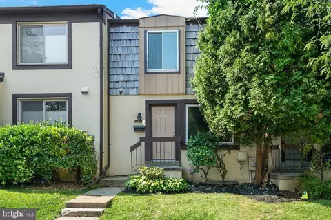 7842 Muirfield Ct, Potomac, MD 20854