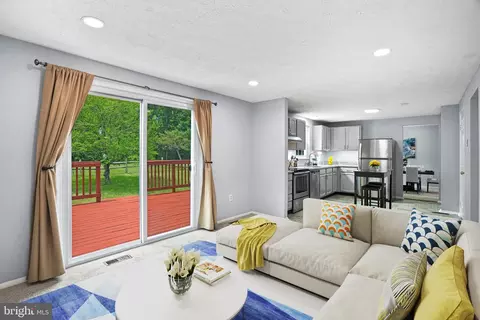 7611 Creekstone Ct, Gaithersburg, MD 20877