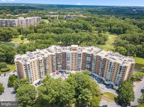 15107 Interlachen Dr #2-114, Silver Spring, MD 20906