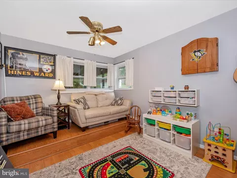 9814 Cottrell Ter, Silver Spring, MD 20903 photo 21