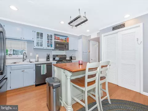 9814 Cottrell Ter, Silver Spring, MD 20903 photo 15