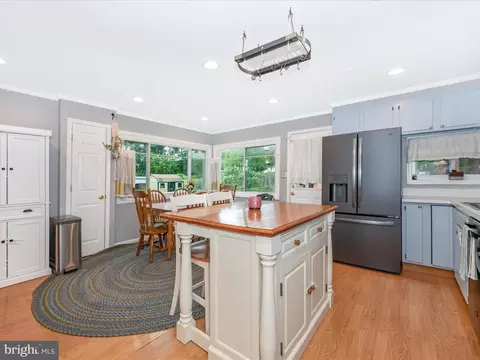 9814 Cottrell Ter, Silver Spring, MD 20903 photo 16
