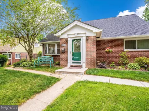 9814 Cottrell Ter, Silver Spring, MD 20903 photo 2