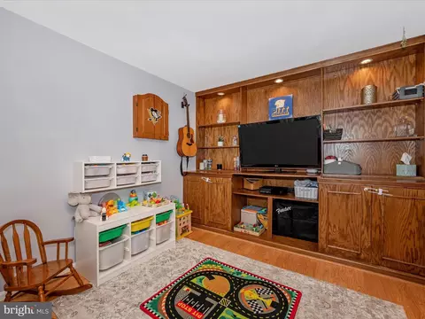 9814 Cottrell Ter, Silver Spring, MD 20903 photo 22