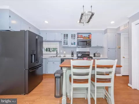 9814 Cottrell Ter, Silver Spring, MD 20903 photo 14