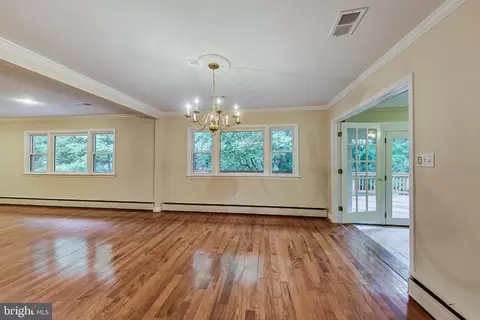 14904 Claude Ln, Silver Spring, MD 20905 photo 12