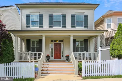 12907 Short Hills Dr, Clarksburg, MD 20871