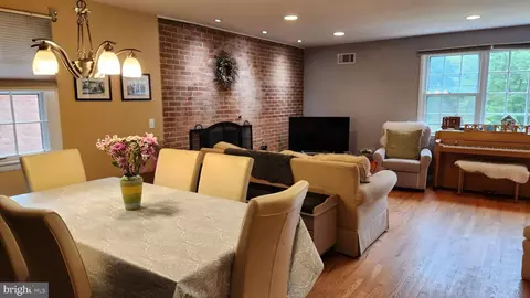 9429 Curran Rd, Silver Spring, MD 20901 photo 5