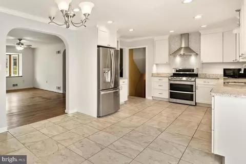 1032 Tanley Rd, Silver Spring, MD 20904 photo 10