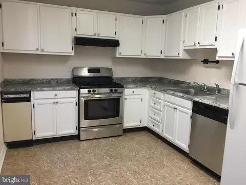 760 Quince Orchard Blvd #760-P1, Gaithersburg, MD 20878