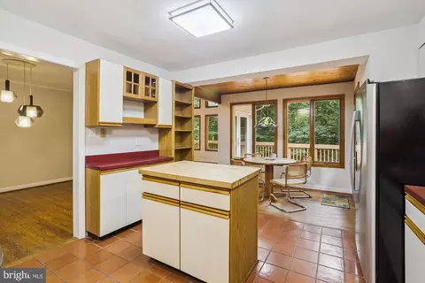 1723 Ladd St, Silver Spring, MD 20902 photo 9