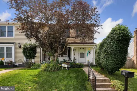 9112 Turtle Dove Ln, Gaithersburg, MD 20879