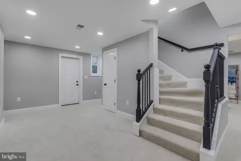 205 E Franklin Ave, Silver Spring, MD 20901 photo 39