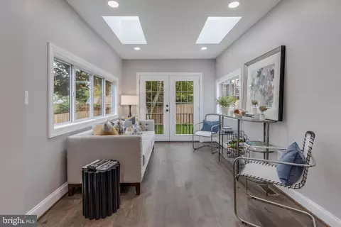 205 E Franklin Ave, Silver Spring, MD 20901 photo 14
