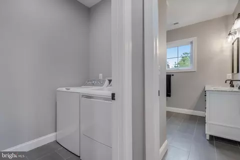 205 E Franklin Ave, Silver Spring, MD 20901 photo 25