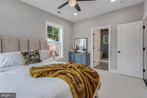 205 E Franklin Ave, Silver Spring, MD 20901 photo 30