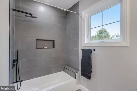 205 E Franklin Ave, Silver Spring, MD 20901 photo 27