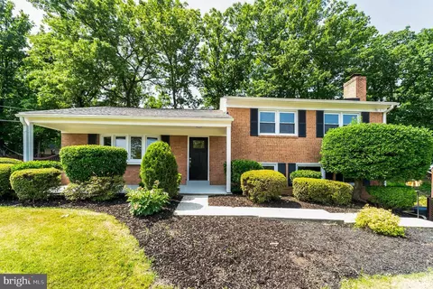 10208 Green Forest Dr, Silver Spring, MD 20903