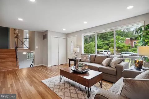 13124 Valleywood Dr, Silver Spring, MD 20906 photo 5
