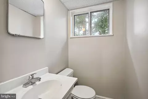 13124 Valleywood Dr, Silver Spring, MD 20906 photo 13