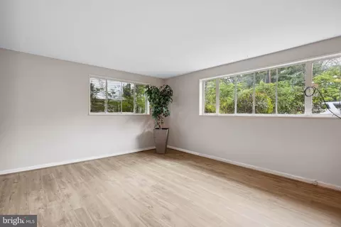 13124 Valleywood Dr, Silver Spring, MD 20906 photo 11