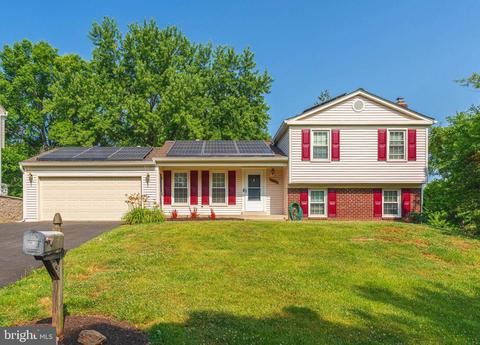 18920 Marsh Hawk Ln, Gaithersburg, MD 20879