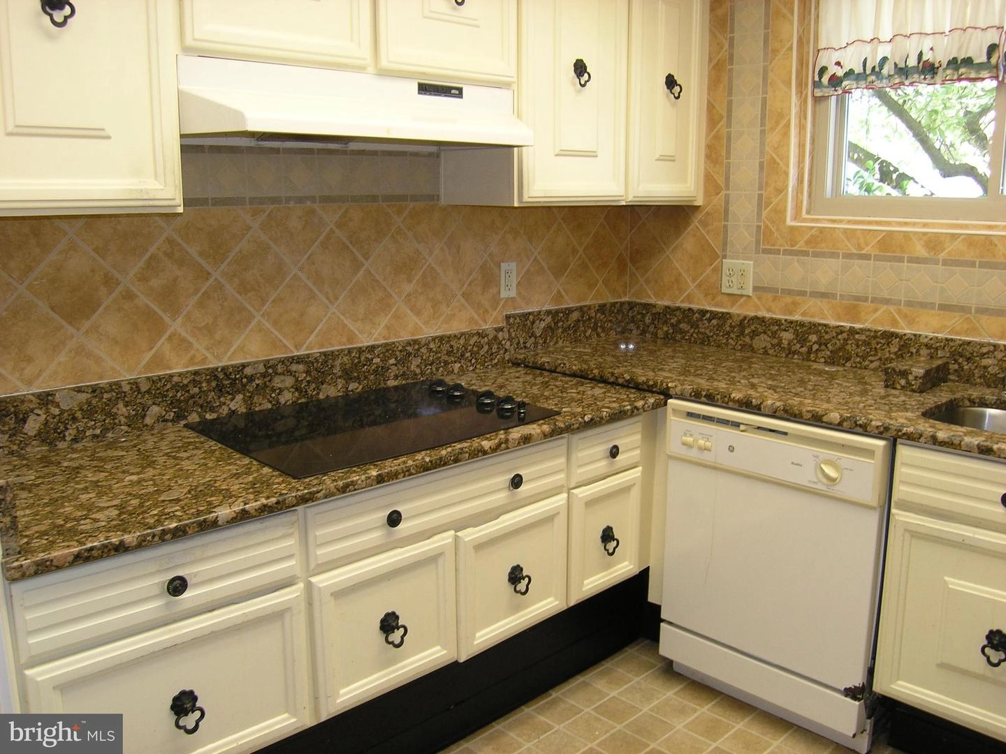 3490 Chiswick Ct #41-K, Silver Spring, MD 20906 photo 12