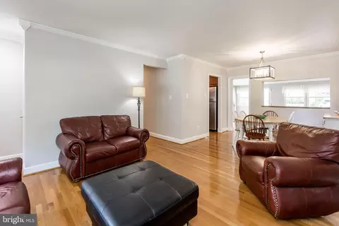 1610 Sherwood Rd, Silver Spring, MD 20902 photo 6