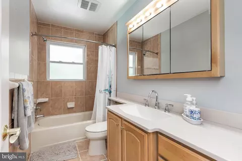 1610 Sherwood Rd, Silver Spring, MD 20902 photo 28