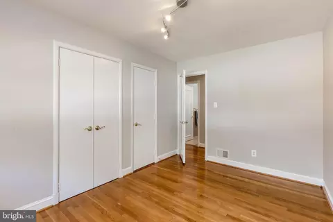 1610 Sherwood Rd, Silver Spring, MD 20902 photo 27