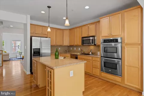 1739 Chiswick Ct, Silver Spring, MD 20904 photo 14