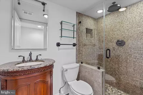 1739 Chiswick Ct, Silver Spring, MD 20904 photo 39
