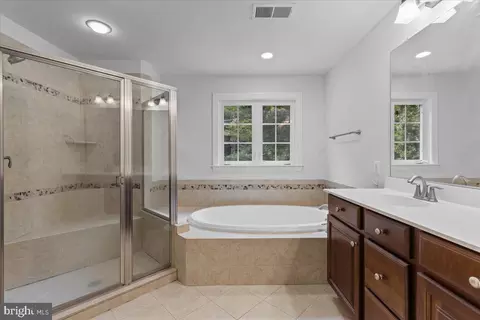 1739 Chiswick Ct, Silver Spring, MD 20904 photo 27