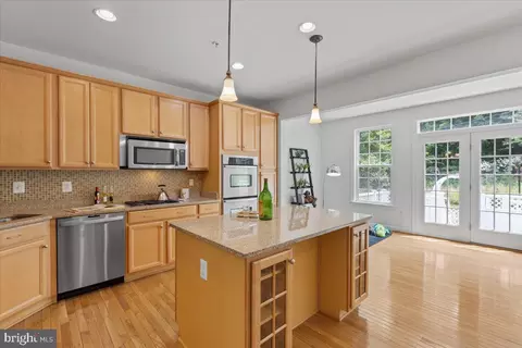 1739 Chiswick Ct, Silver Spring, MD 20904 photo 13