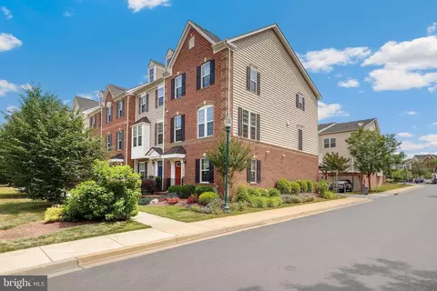 11650 Emerald Green Dr, Clarksburg, MD 20871