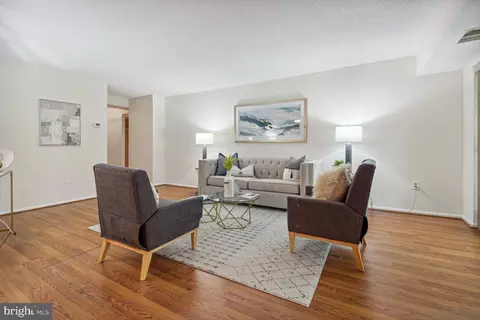 15101 Interlachen Dr #1-204, Silver Spring, MD 20906 photo 5