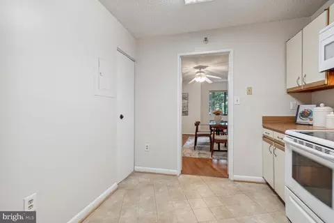 15101 Interlachen Dr #1-204, Silver Spring, MD 20906 photo 13