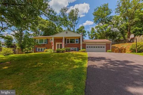 5312 Water Wheel Ct, Derwood, MD 20855