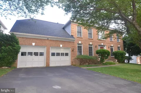 106 Argosy Dr, Gaithersburg, MD 20878