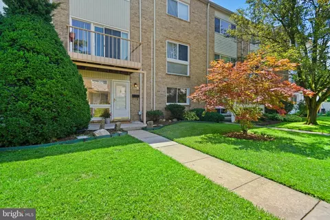 3111 University Blvd W #3, Kensington, MD 20895