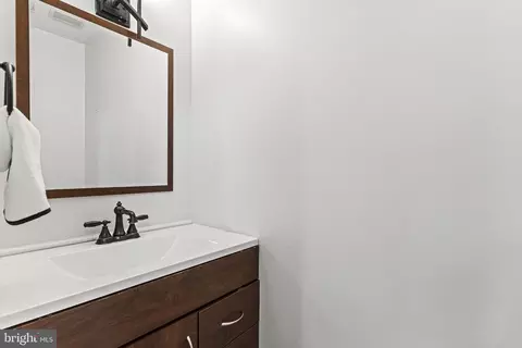 809 Suffield Dr, Gaithersburg, MD 20878 photo 8