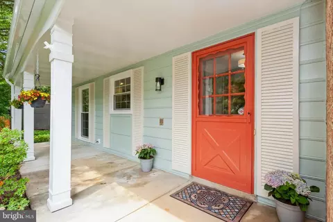 2417 Countryside Dr, Silver Spring, MD 20905 photo 5