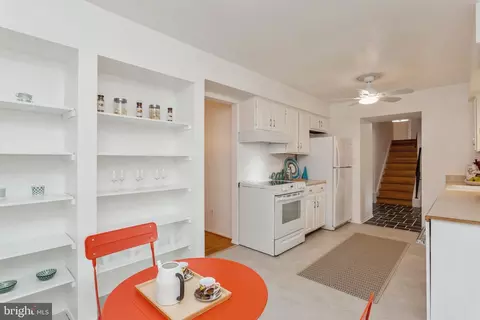2417 Countryside Dr, Silver Spring, MD 20905 photo 8